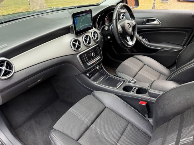 2025 Mercedes-benz Gla