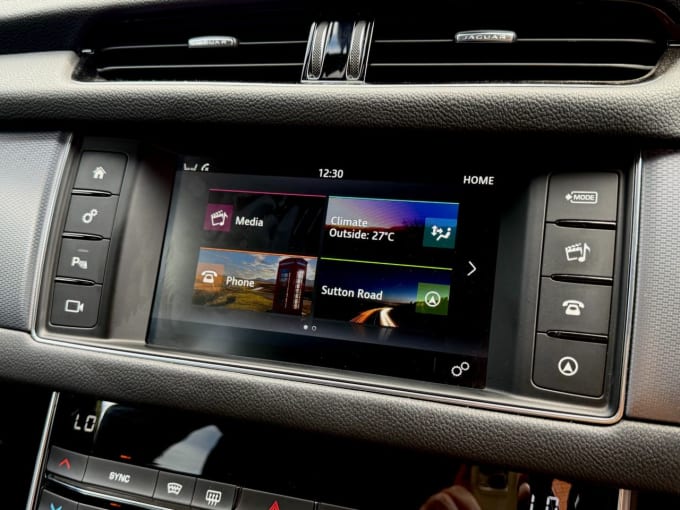 2025 Jaguar Xf