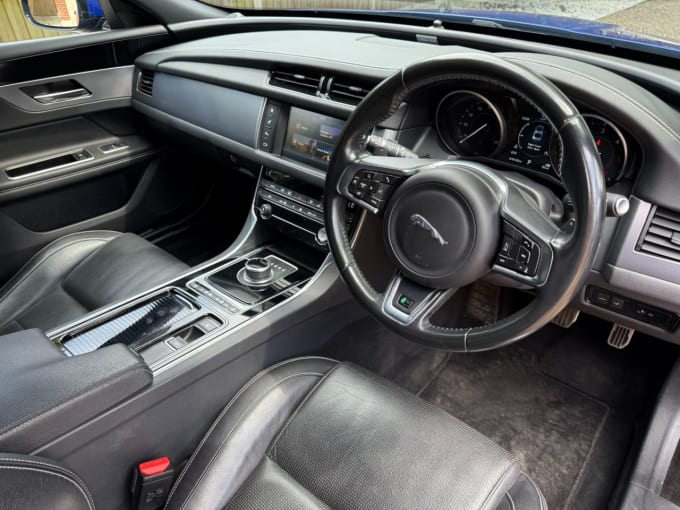 2025 Jaguar Xf