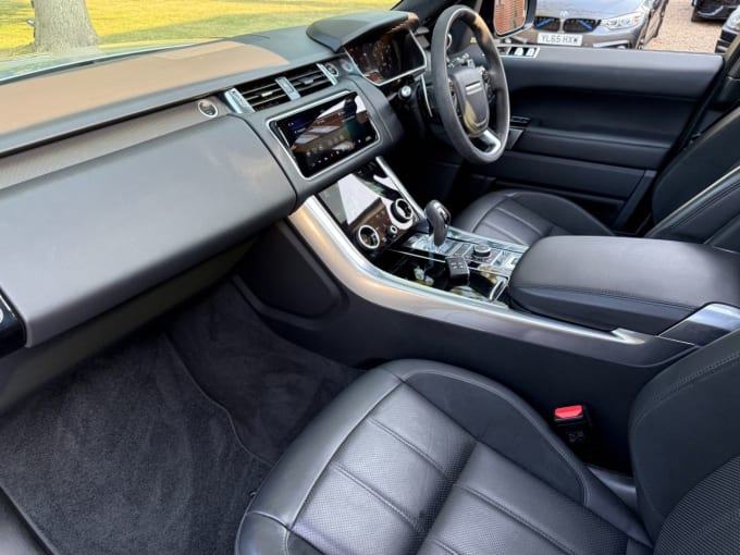 2025 Land Rover Range Rover Sport