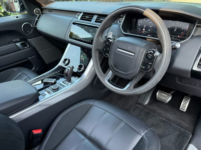 2025 Land Rover Range Rover Sport