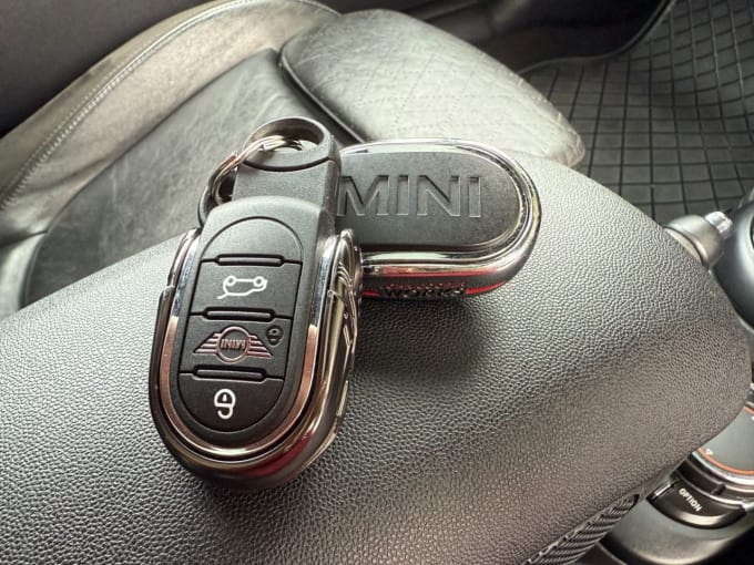 2025 Mini Hatch