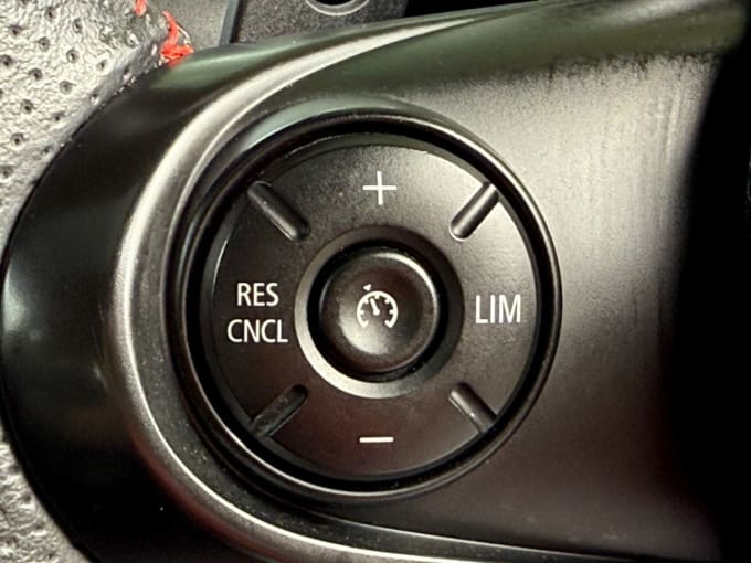 2025 Mini Hatch