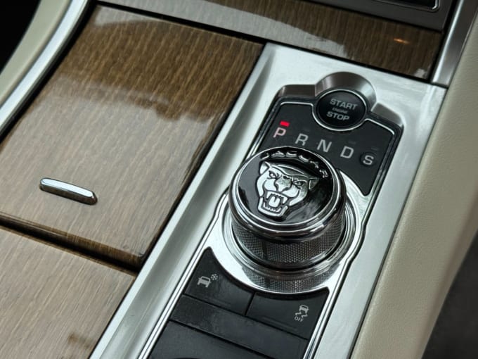 2025 Jaguar Xf