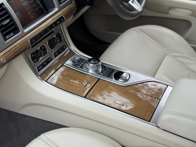 2025 Jaguar Xf