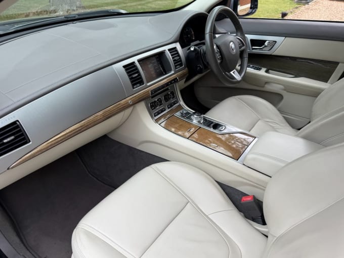 2025 Jaguar Xf