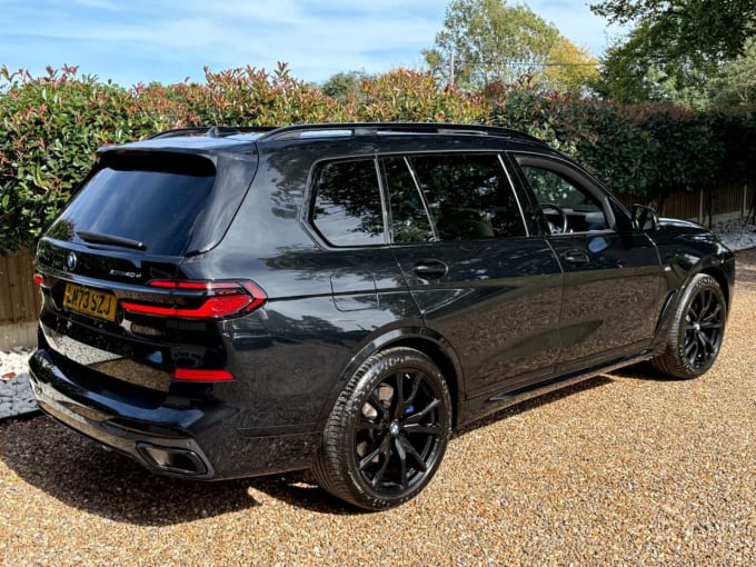 2023 BMW X7