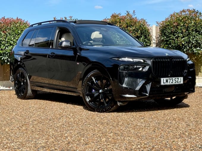 2023 BMW X7