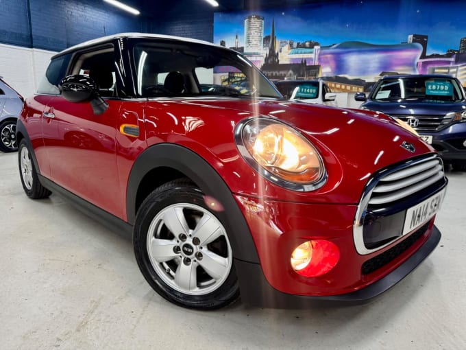 2025 Mini Hatch