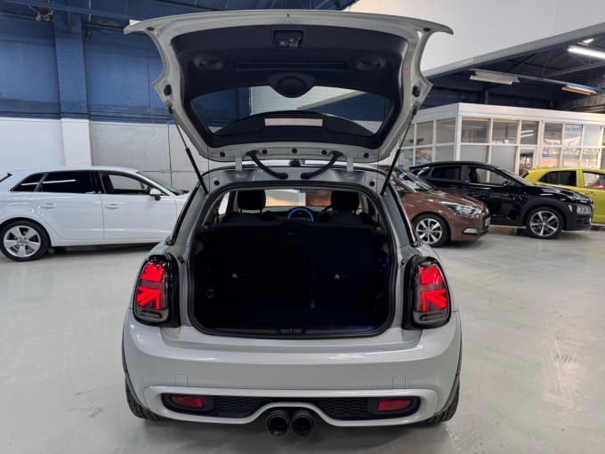 2025 Mini Hatch