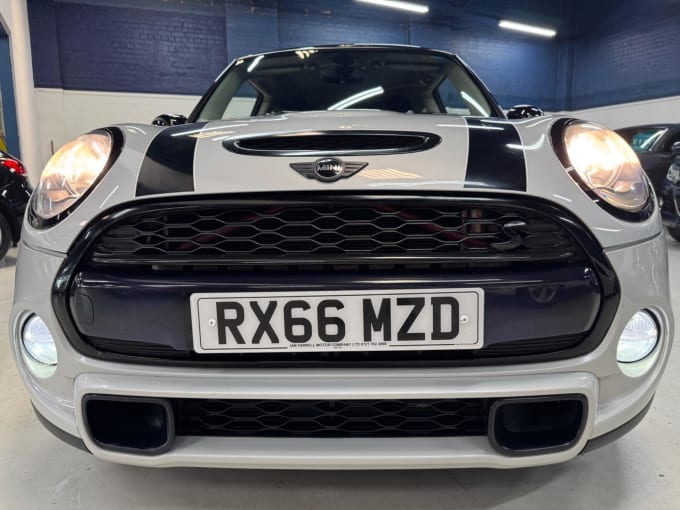 2025 Mini Hatch