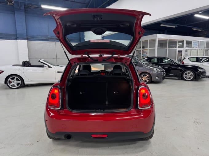 2025 Mini Hatch