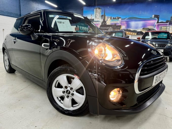 2024 Mini Hatch