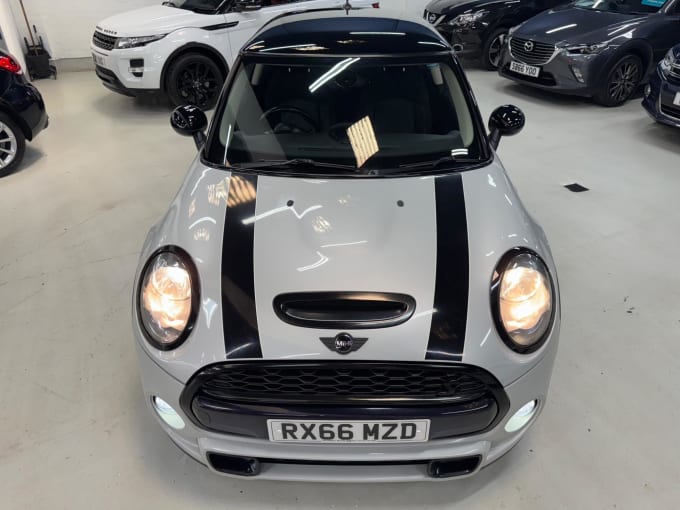 2025 Mini Hatch