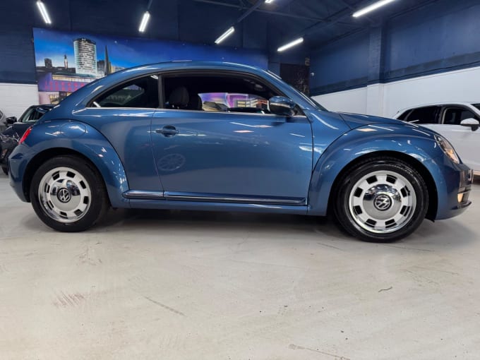 2025 Volkswagen Beetle