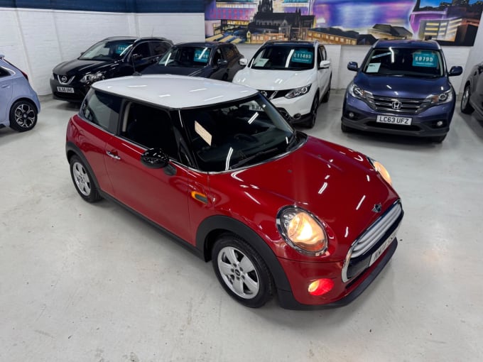 2025 Mini Hatch