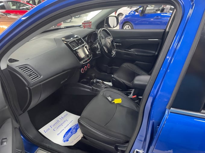 2025 Mitsubishi Asx