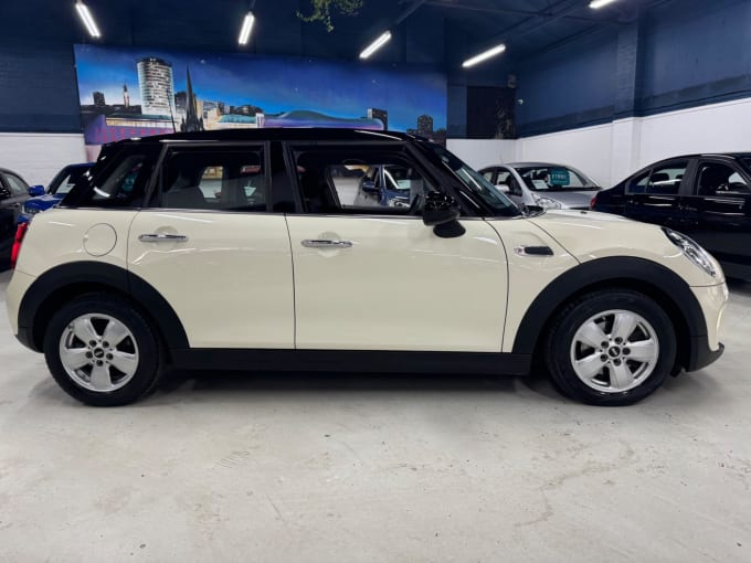 2024 Mini Hatch