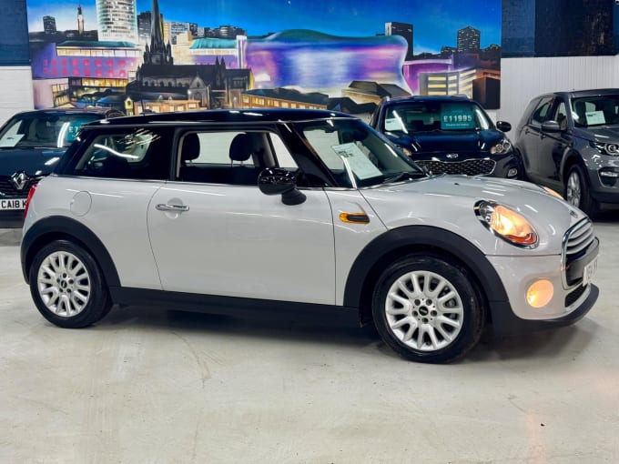 2024 Mini Hatch