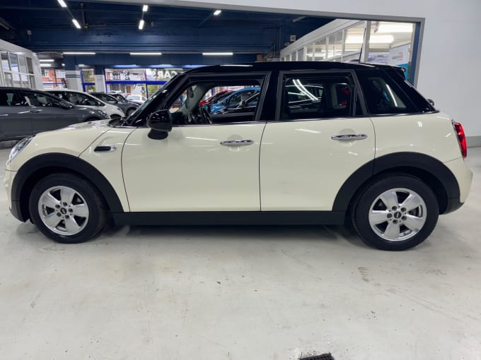 2024 Mini Hatch