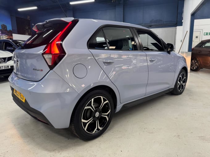 2025 Mg Mg3