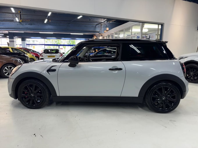 2025 Mini Hatch