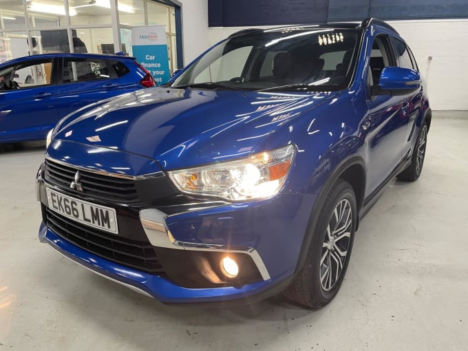 2025 Mitsubishi Asx