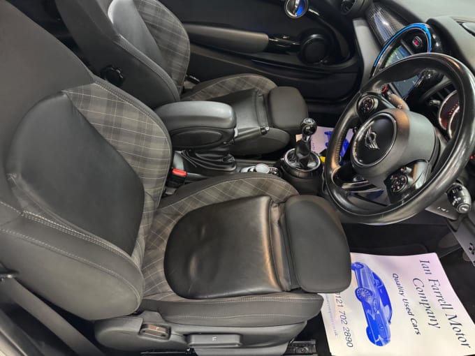 2025 Mini Hatch