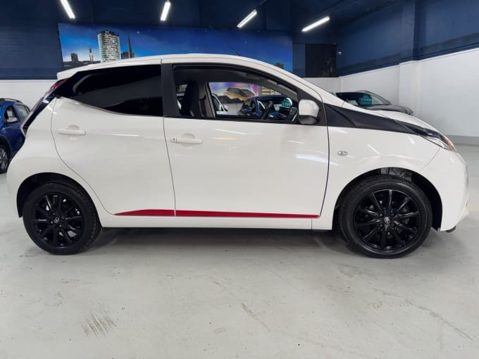 2025 Toyota Aygo