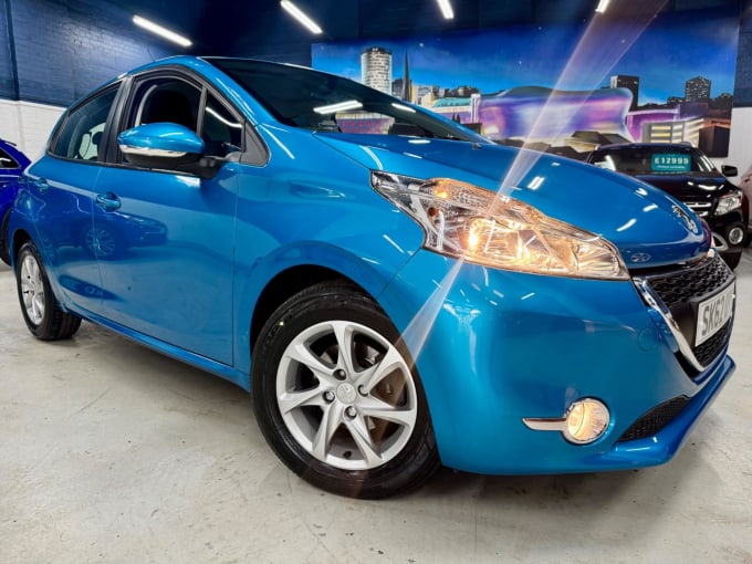 2025 Peugeot 208