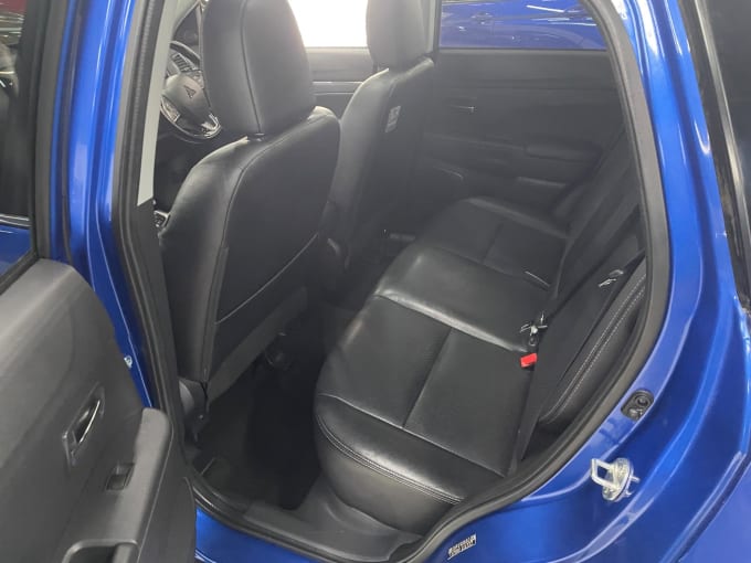2025 Mitsubishi Asx