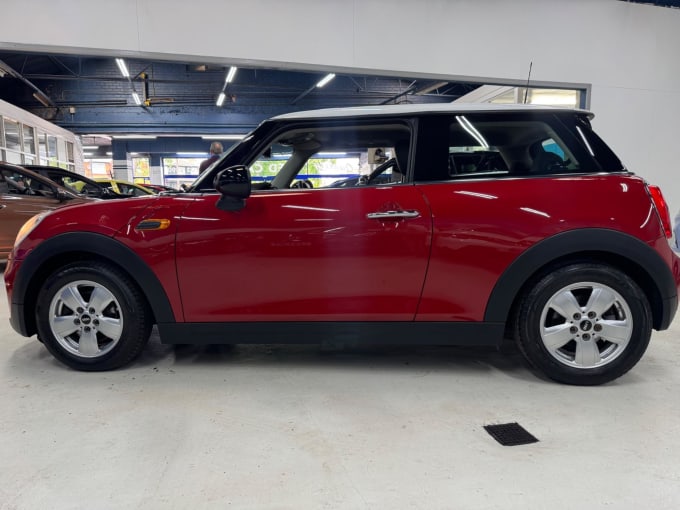 2025 Mini Hatch
