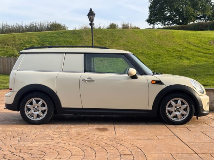 2025 Mini Clubvan