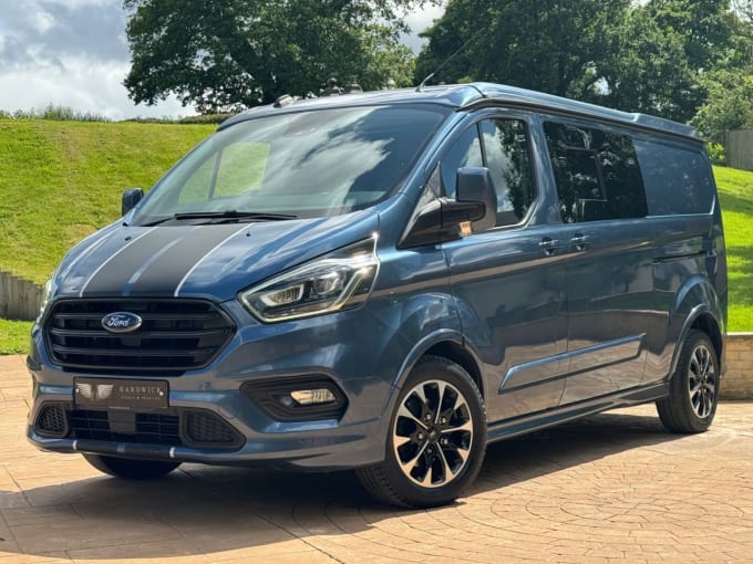 2025 Ford Transit Custom