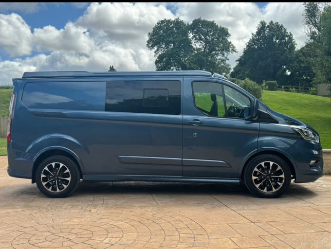 2025 Ford Transit Custom