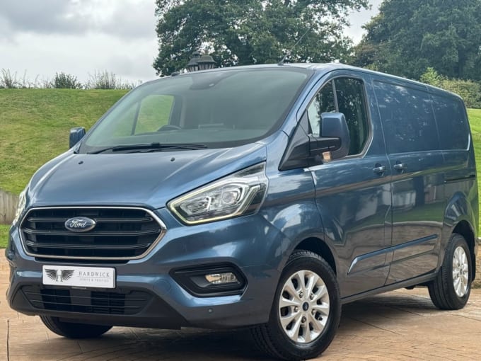 2024 Ford Transit Custom