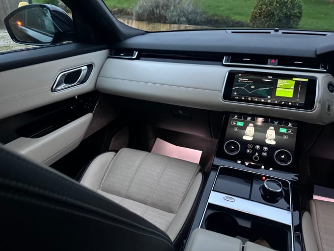 2025 Land Rover Range Rover Velar