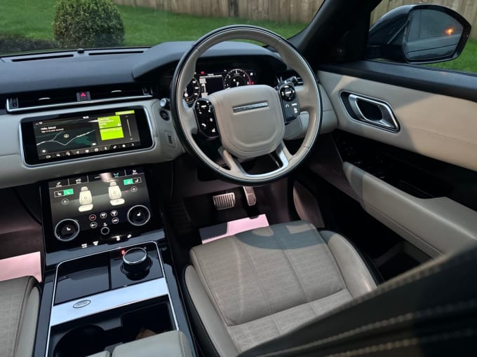 2025 Land Rover Range Rover Velar