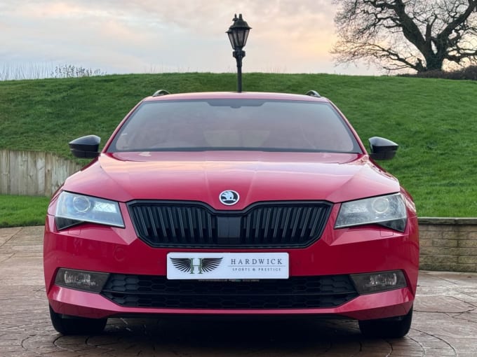 2025 Skoda Superb