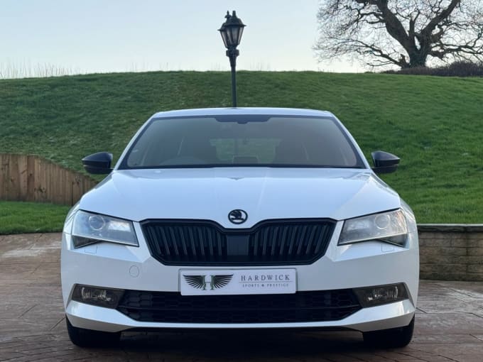 2025 Skoda Superb