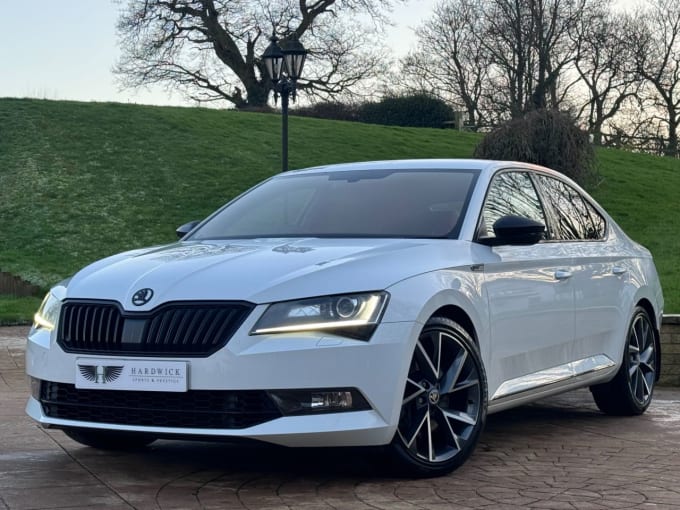 2025 Skoda Superb