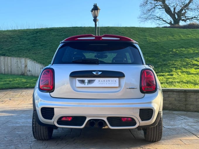 2025 Mini Hatch