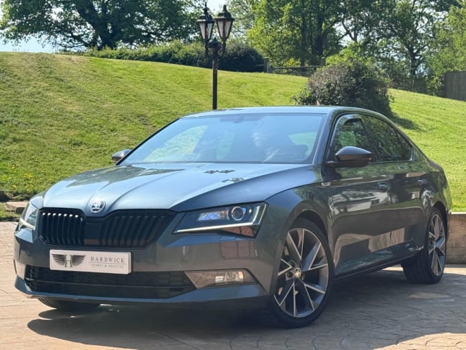 2025 Skoda Superb