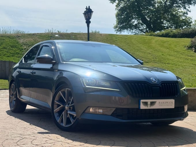 2025 Skoda Superb