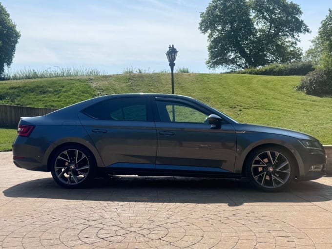 2025 Skoda Superb
