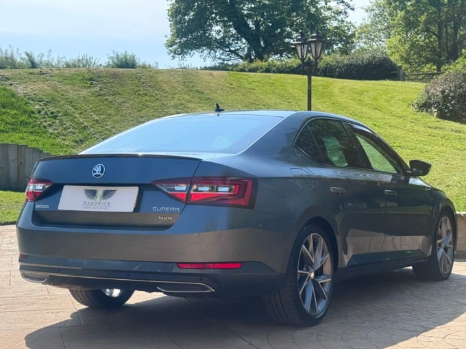 2025 Skoda Superb