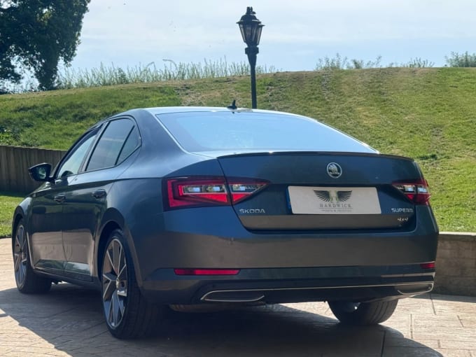 2025 Skoda Superb