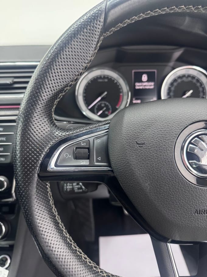2025 Skoda Superb