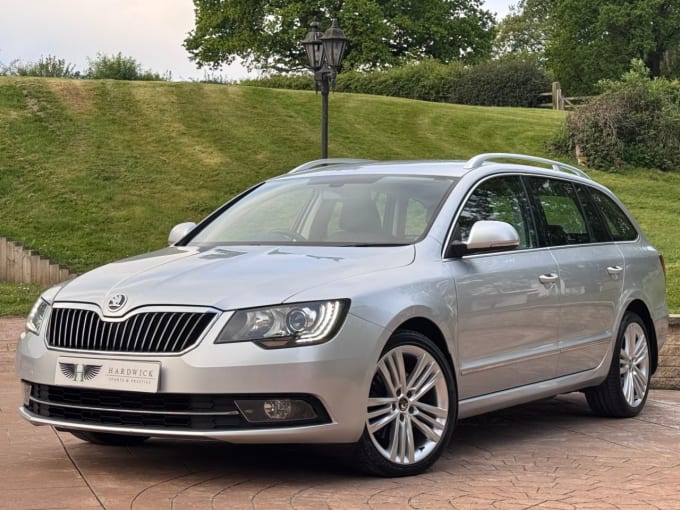 2025 Skoda Superb