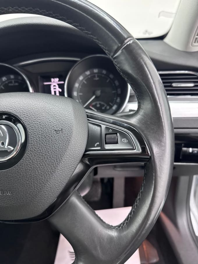 2025 Skoda Superb